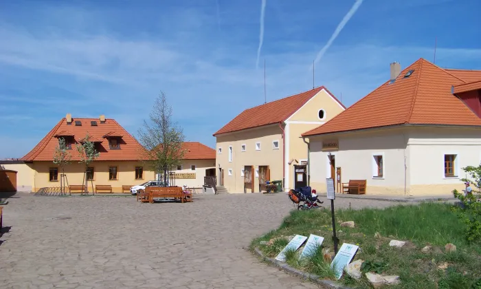Toulcův dvůr