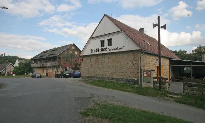 Zahrádky 25