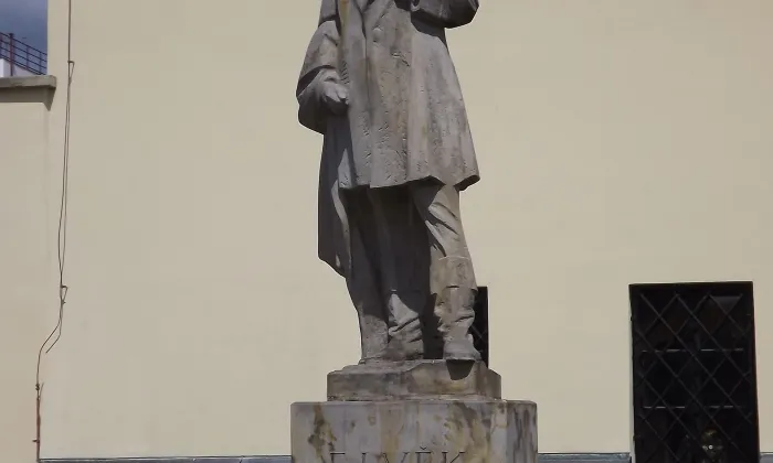 radnice v Dobrušce
