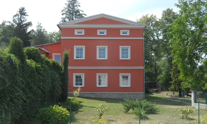 zvonice se sochou svatého Jana Nepomuckého (Horní Fořt)