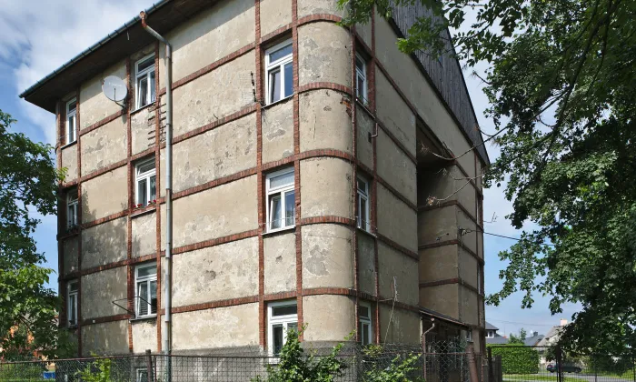 Dům čp. 198 pro bývalou Továrnu na hedvábné zboží Wilhelma Bachracha