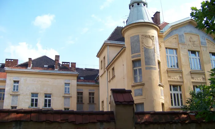 Nová strašnická škola