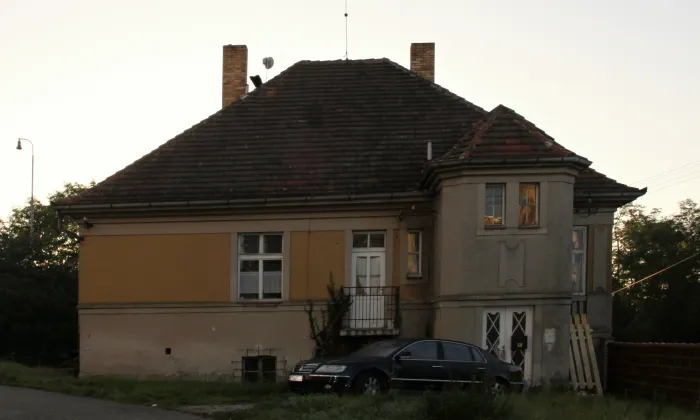 Obytný dům bývalého hospodářského družstva