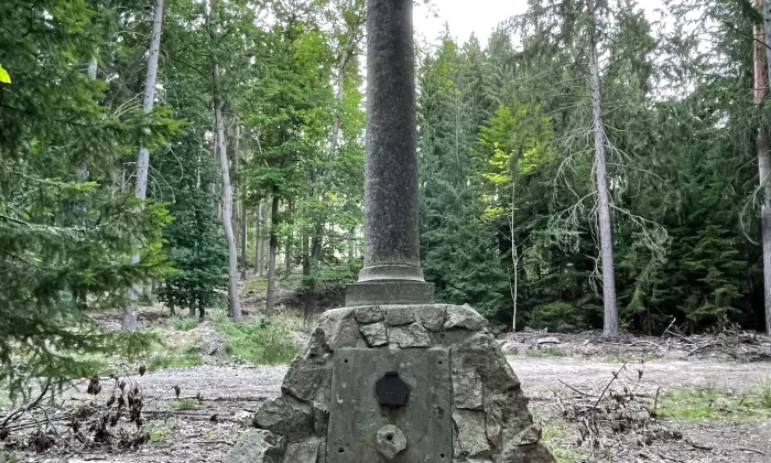 Poštovní dvůr