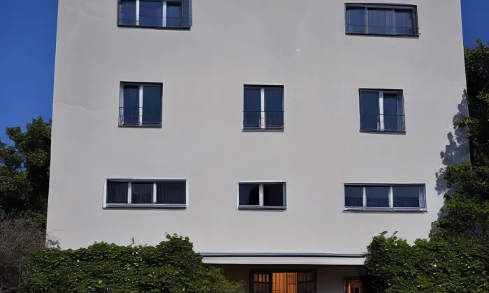 Kantorova vila – noc