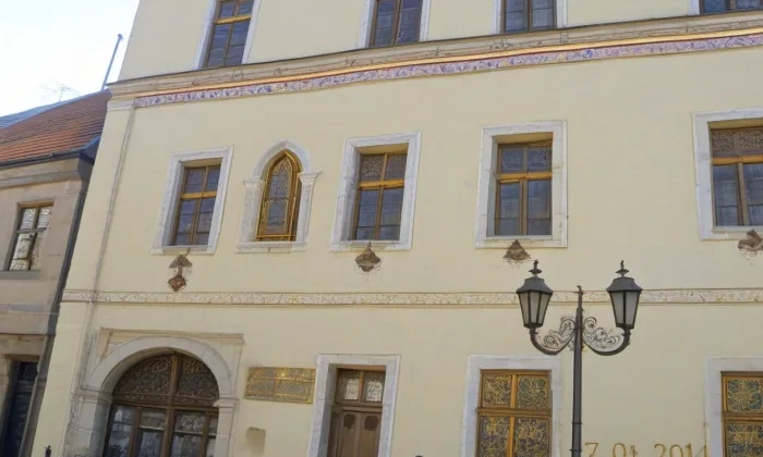 dům Na Staré poště – iluminace