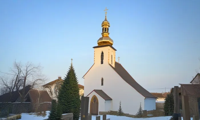 kostel svatých Petra a Pavla (Kojice) – iluminace