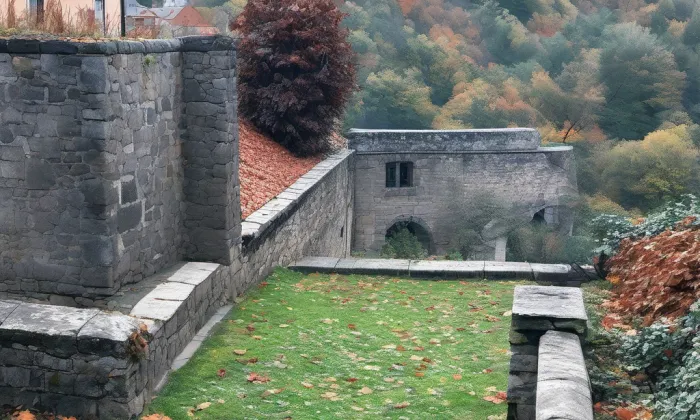 Městské opevnění v Lokti – podzim