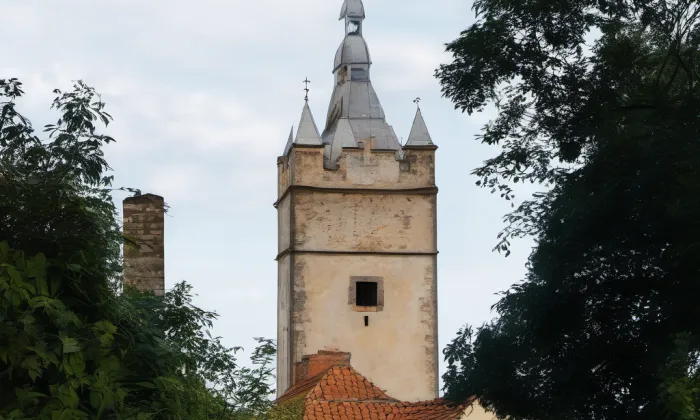 Městské opevnění ve Vysokém Mýtě – léto