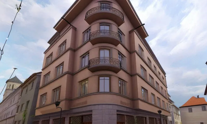 palác Fénix (České Budějovice) – jaro