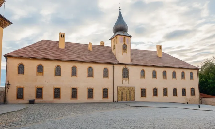 Piaristické gymnázium, muzeum – iluminace