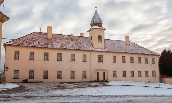 Piaristické gymnázium, muzeum – zima