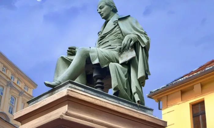 Pomník Josefa Jungmanna – noc