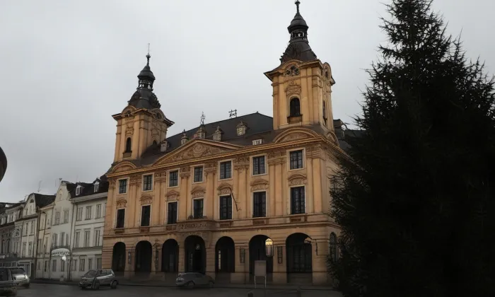 Radnice (Vnitřní Město) – noc