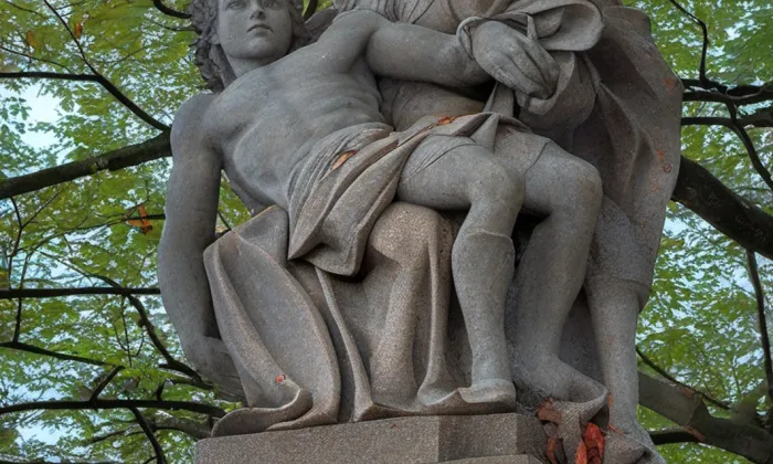 Socha Pieta – podzim