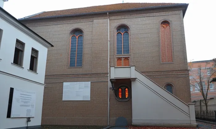 Stará synagoga v Plzni – podzim