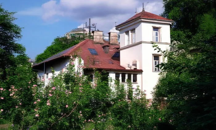 Stibralova vila – jaro