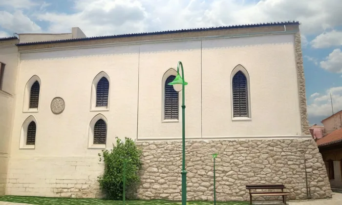 Synagoga v Polné – jaro