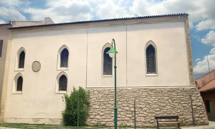 Synagoga v Polné – léto