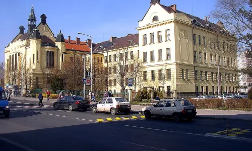Budova Gymnázia Kladno