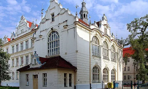 Budova Gymnázia Nymburk