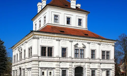 Bílý zámek