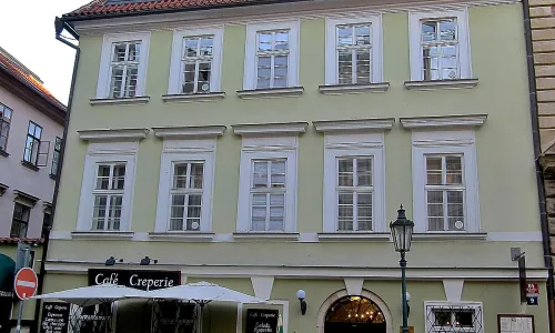 Dražického náměstí 9