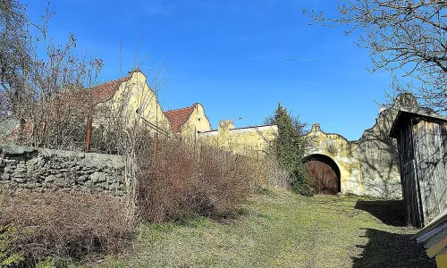 Dvorec Peklo