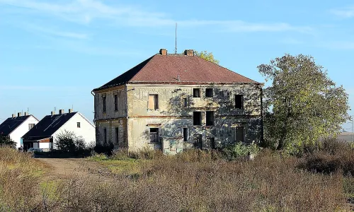 Budov