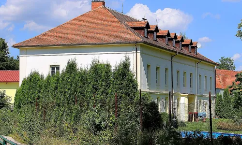 Chotiměř