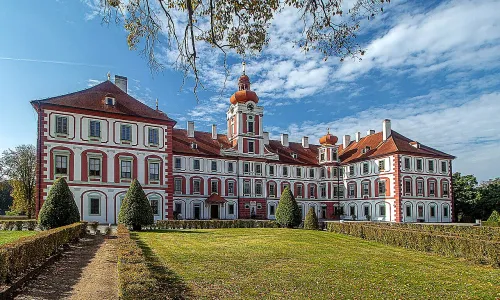 Zámek Mnichovo Hradiště