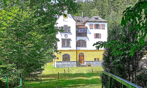 Zámek Nový Haimhausen