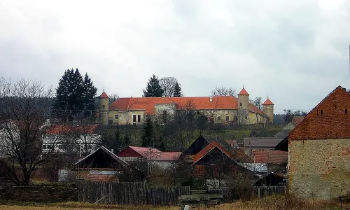 Zámek Ptení
