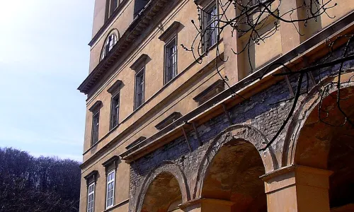 Zámek Račice