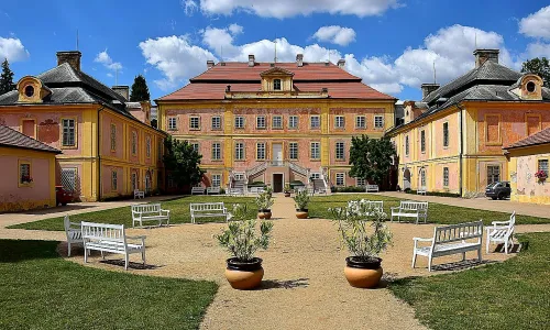zámek Krásný Dvůr