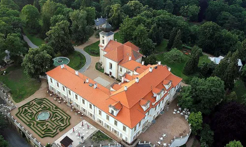 zámek Loučeň