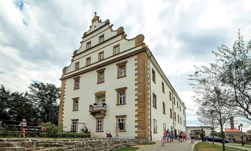 Šluknovský zámek