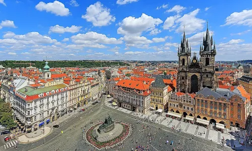 Staroměstské náměstí