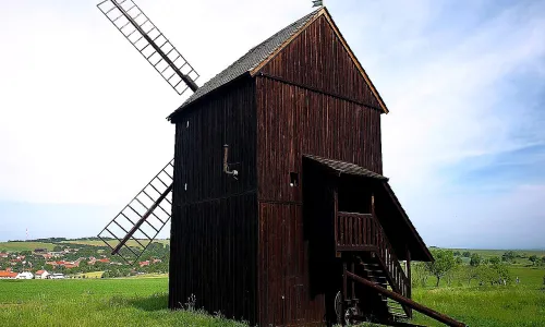 větrný mlýn (Velké Těšany)