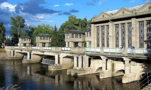 zdymadlo a vodní elektrárna v Poděbradech