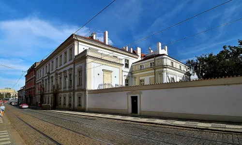 Palác Thurn-Taxisů