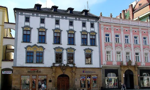 Petrášův palác