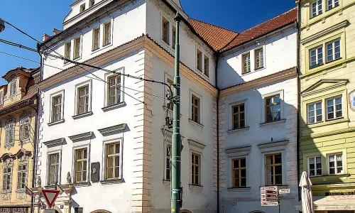Vrtbovský palác