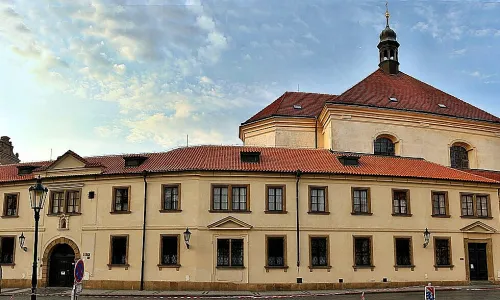 Klášter bosých karmelitánek