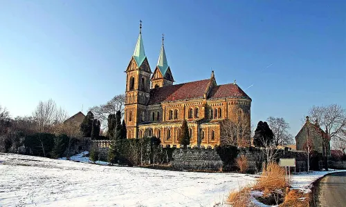 Kostel Nanebevzetí Panny Marie (Grunta)
