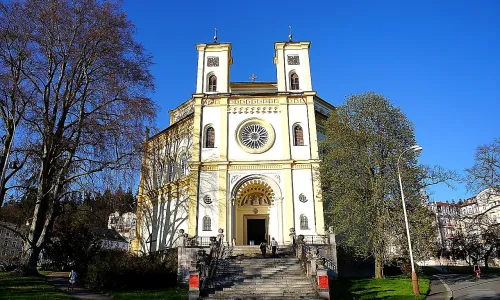 Kostel Nanebevzetí Panny Marie (Mariánské Lázně)