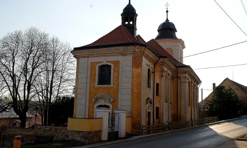 Kostel Nanebevzetí Panny Marie (Únětice)