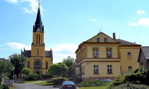 Kostel Narození Panny Marie (Libochovany)