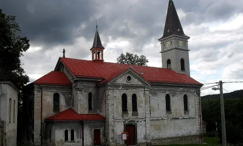 Kostel Navštívení Panny Marie (Lučany nad Nisou)