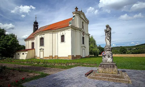 Kostel Navštívení Panny Marie v Křešicích